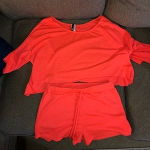 Shop Hopes Chill Out Set